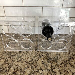 (SOLD!) Acrylic Bottle Holder 🍷